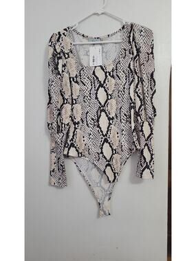 Medium A&G Long Sleeve Bodysuit NWT